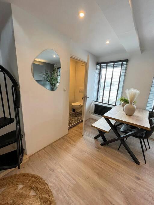 Gezellig Appartement, Gerenoveerd Eind 2022 Tilburg Ngoại thất bức ảnh